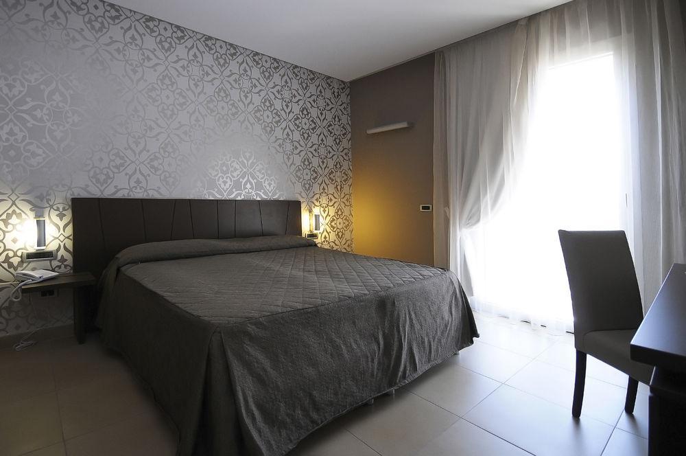 Rolling Hotel Casoria Luaran gambar