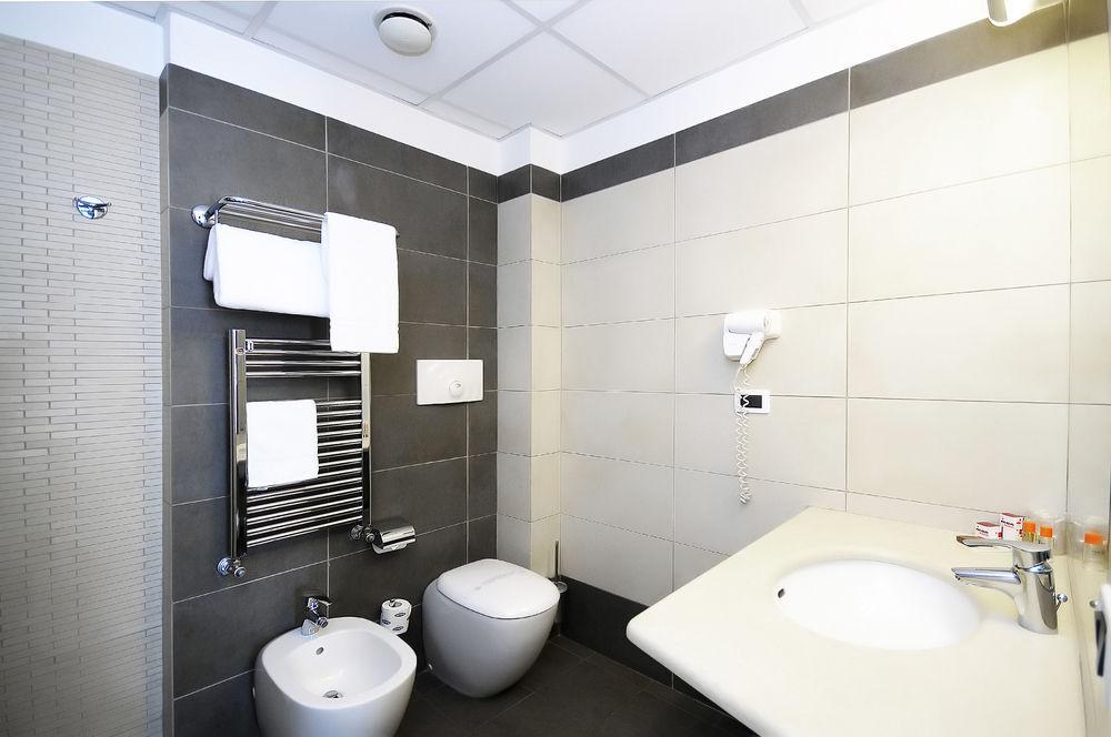 Rolling Hotel Casoria Luaran gambar