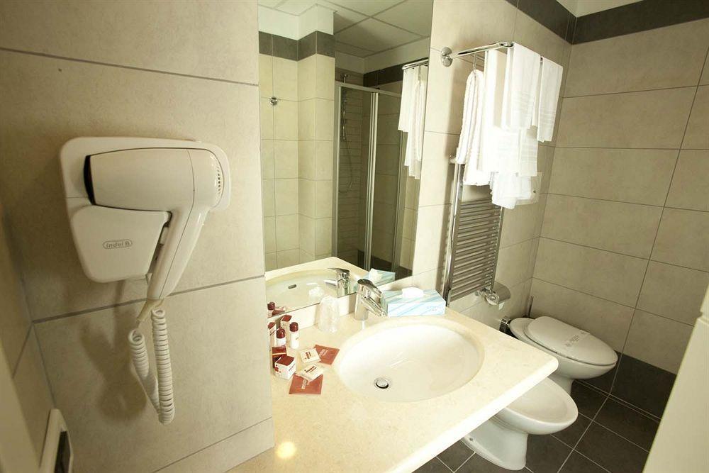 Rolling Hotel Casoria Luaran gambar